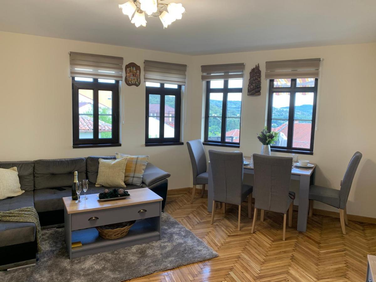 Apartment Zdravets, In The Heart Of The Old City 벨리코 터르노보 외부 사진