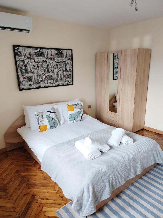 Apartment Zdravets, In The Heart Of The Old City 벨리코 터르노보 외부 사진